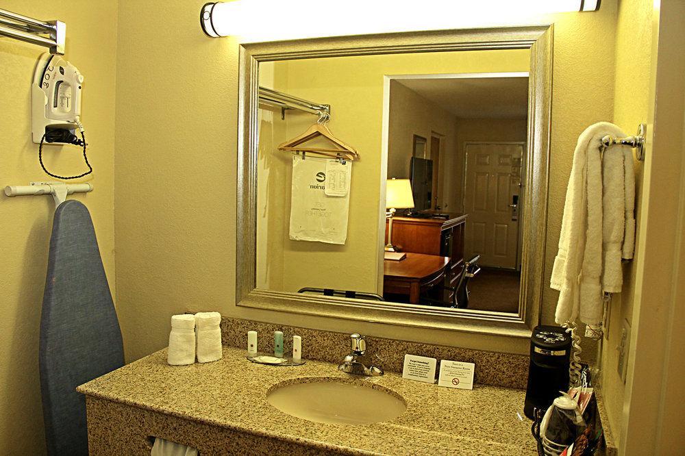 Clarion Inn Biltmore Village Asheville Extérieur photo