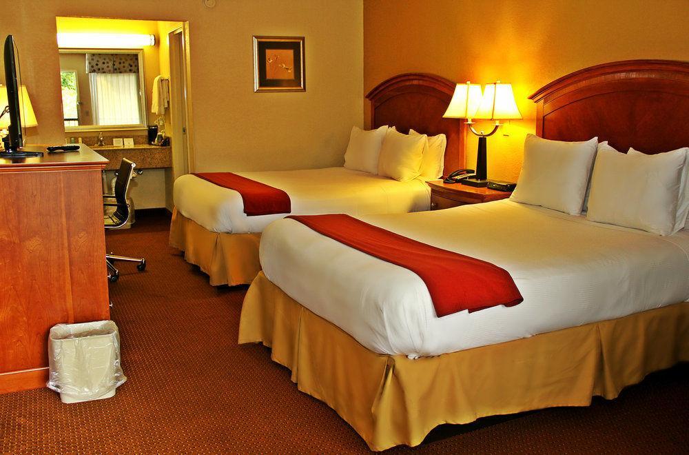 Clarion Inn Biltmore Village Asheville Extérieur photo